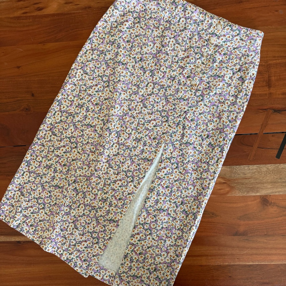 Zara Floral Midi Skirt in Lavender and White